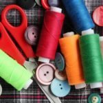 16460983 – color threads with buttons
